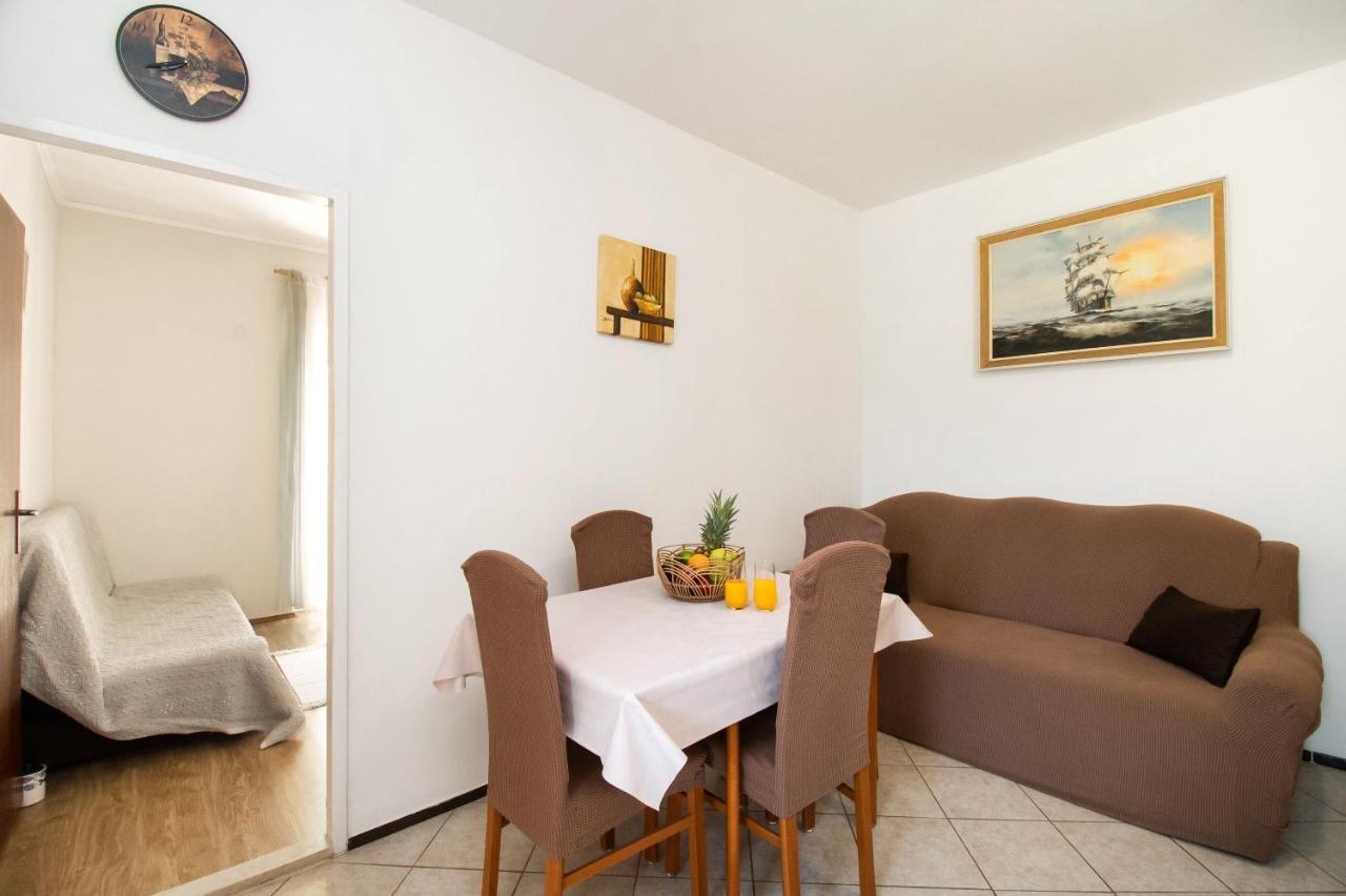 Apartment Ivan Vrsi Exterior photo